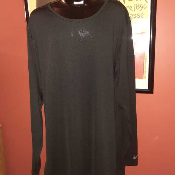 Nike Other - Nike men's Dri-fit size Large long sleeve shirt